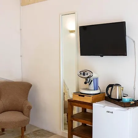 B&B Borgo Elaia 치스테르니노