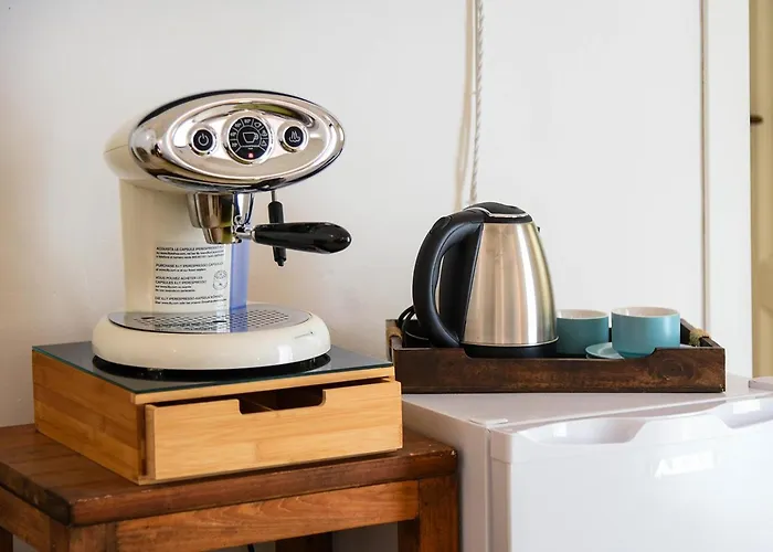 Nocleg ze śniadaniem Borgo Elaia *